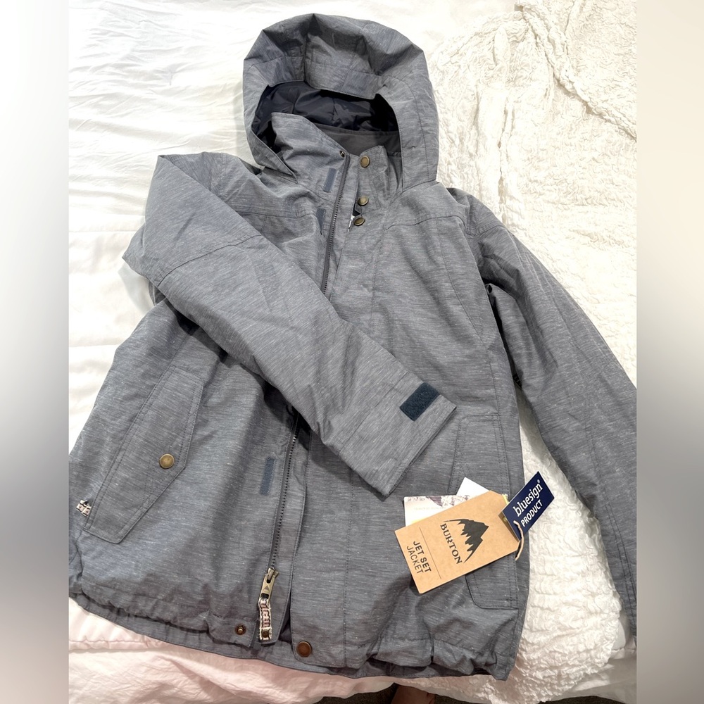 BURTON SKI JACKET - NWT